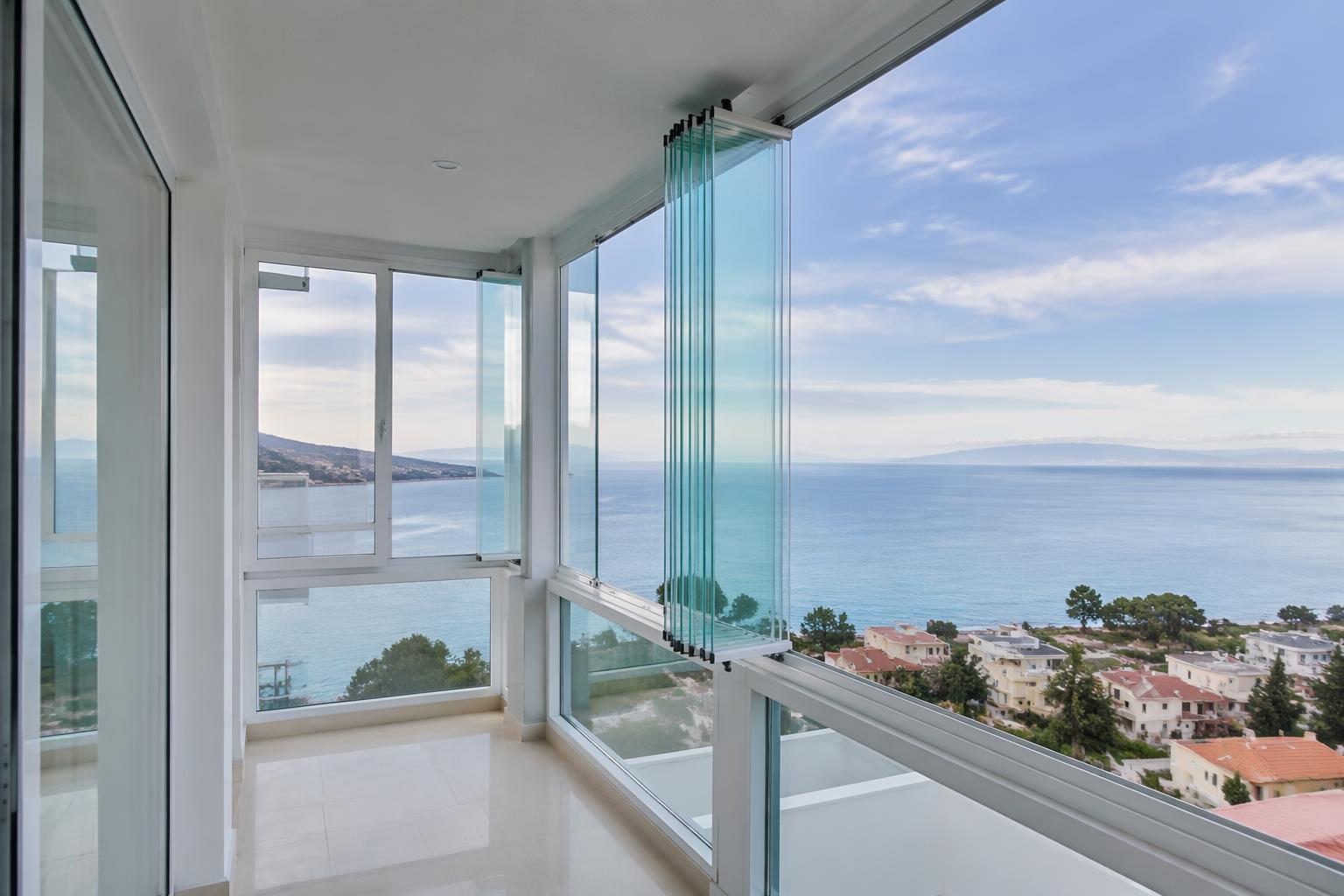 Cam Balkon & PVC temalı görsel